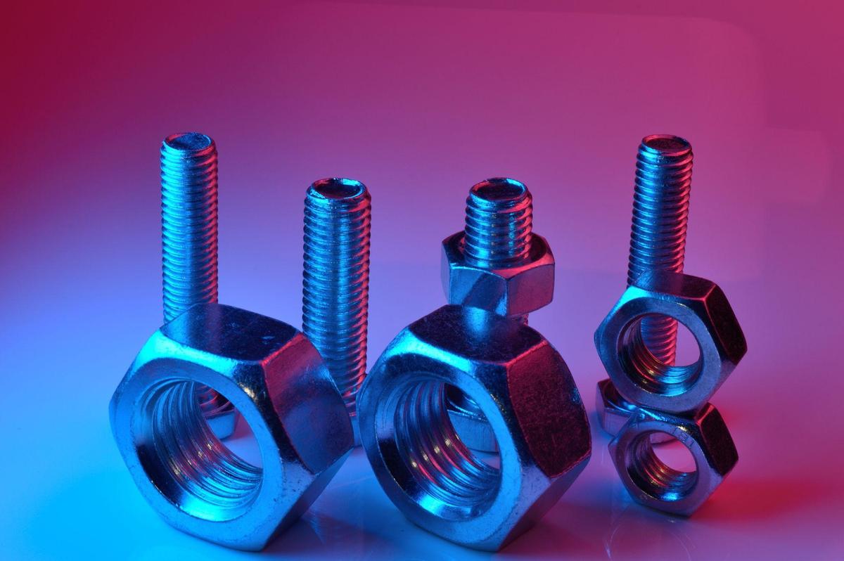 Industrial Nuts Supplier: Product Solutions for Load Stability and Reliable Assembly
